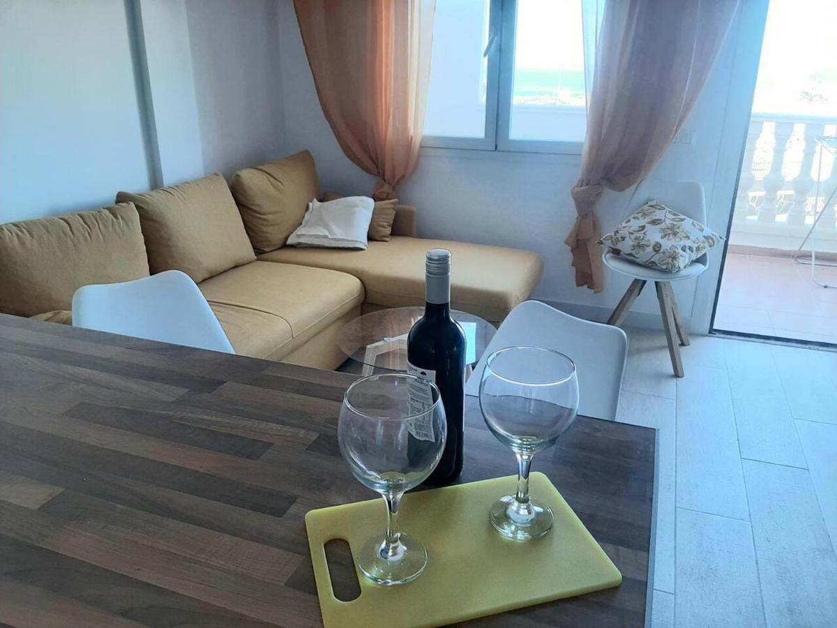 1 Bedroom Giuly Sea Views In Los Cristianos Los Cristianos  Kültér fotó