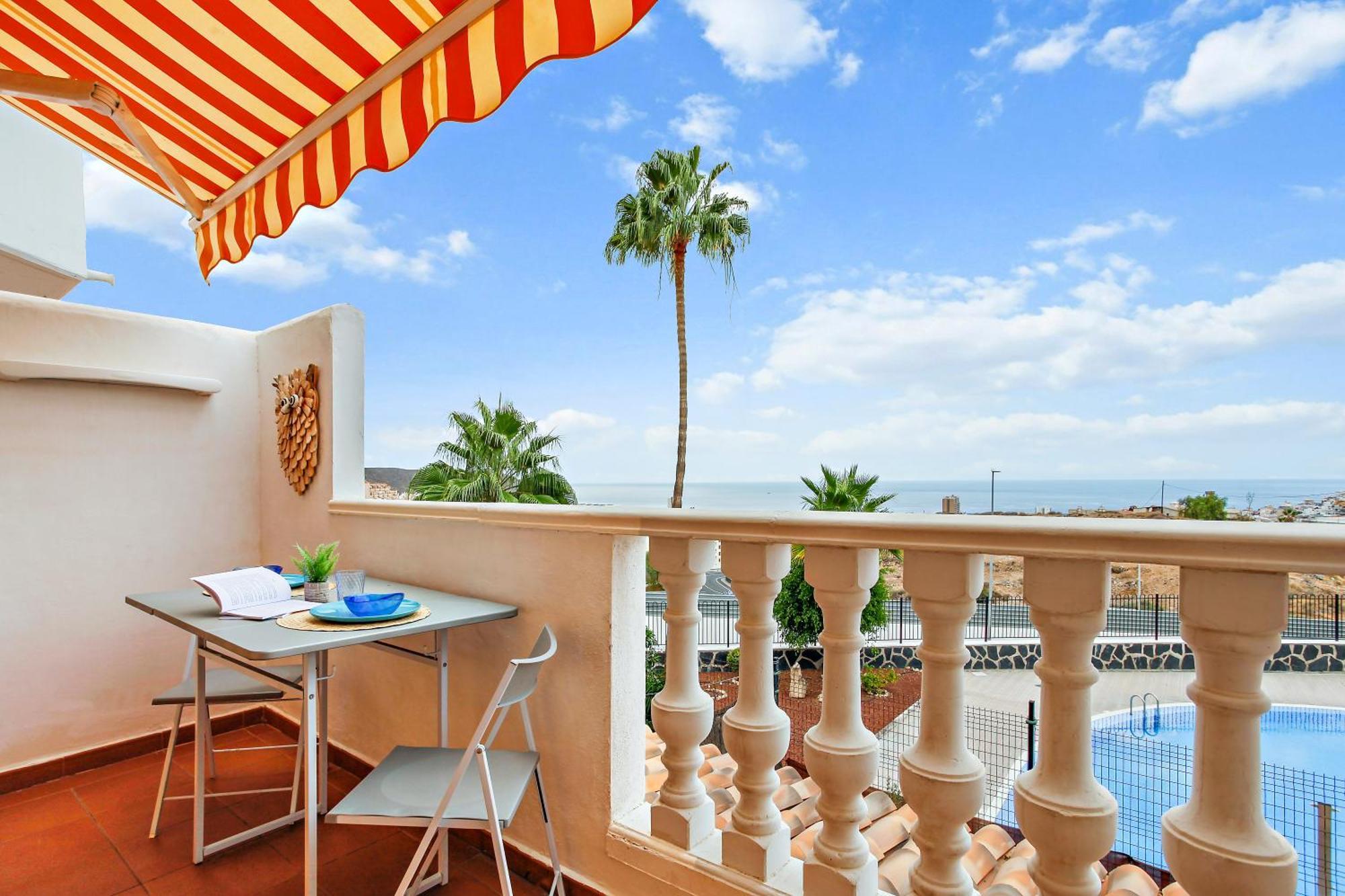 1 Bedroom Giuly Sea Views In Los Cristianos Los Cristianos  Kültér fotó